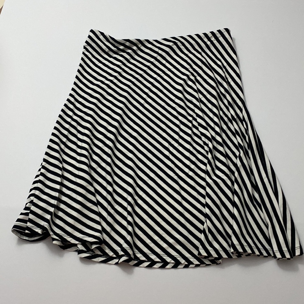 Ann Taylor  Black and White Striped Jersey Skirt